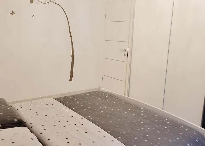 Sea View In Esperia Apartment